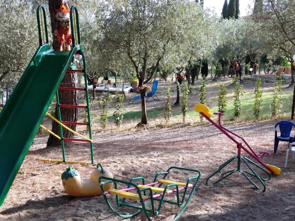 Agricamping Poggio Ai Pini Wine Camping Certaldo Luaran gambar